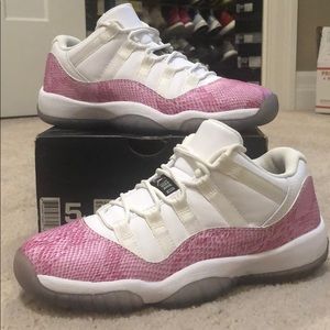 Girls Air Jordan 11 Retro Low GS (snakeskin)
